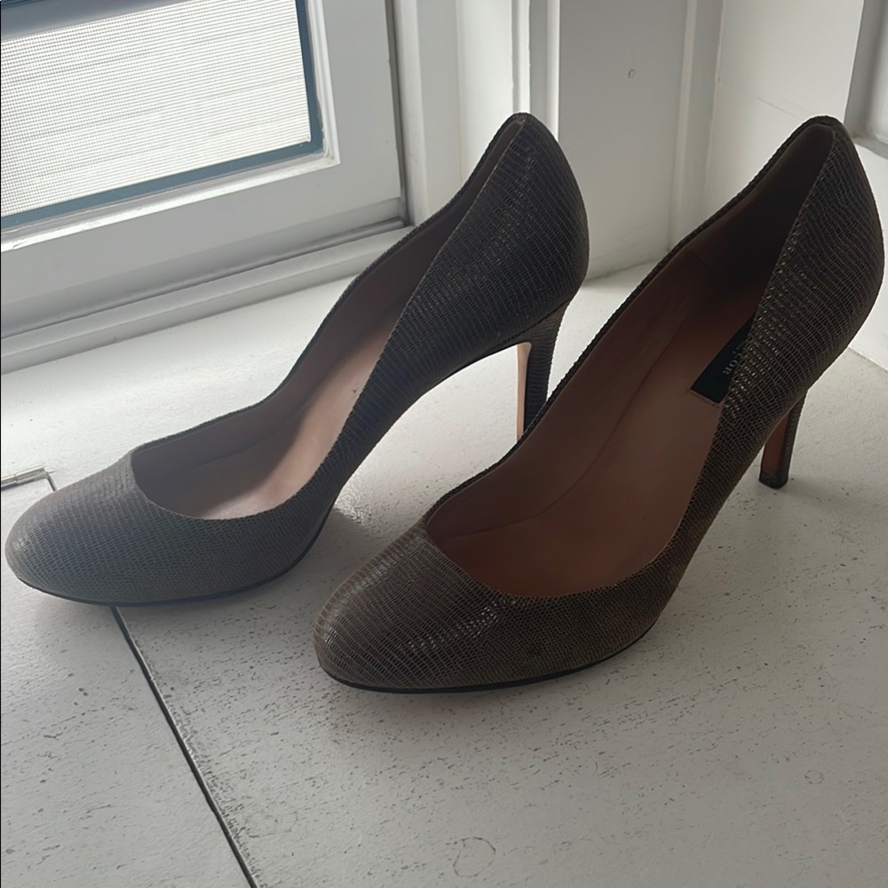 Elegant Brown Women's Heels